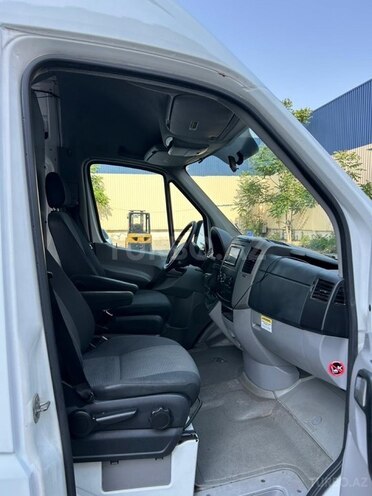 Mercedes Sprinter 518-7