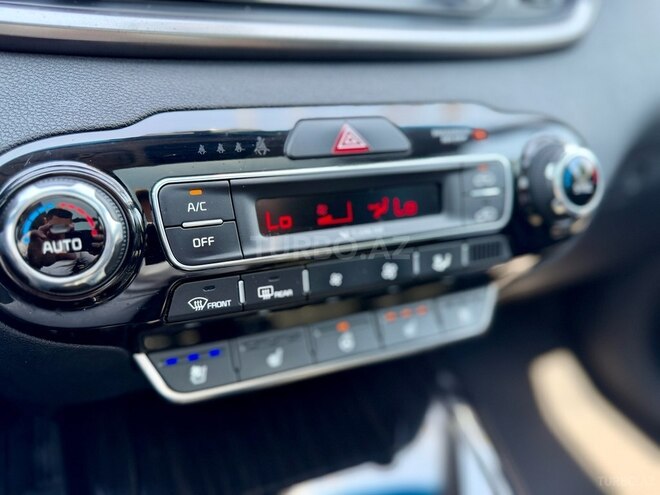 Kia Sorento-14