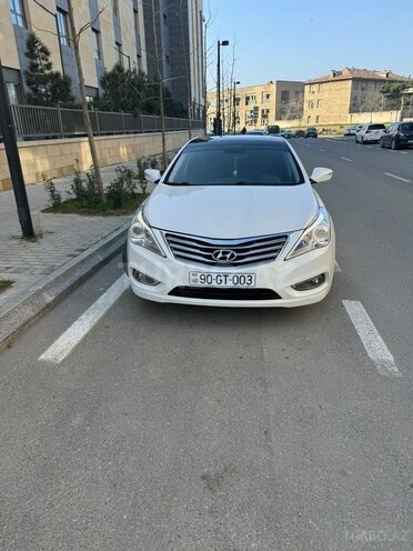 Hyundai Azera-8