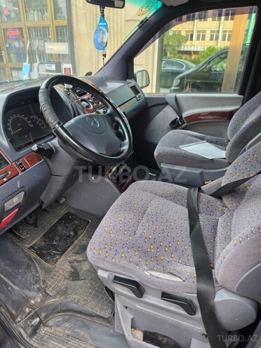 Mercedes Vito 112 CDI-13