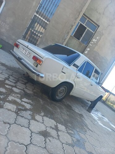 LADA (VAZ) 21011-3