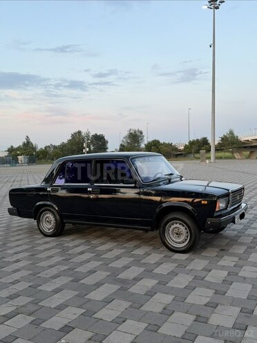 LADA (VAZ) 2107-2
