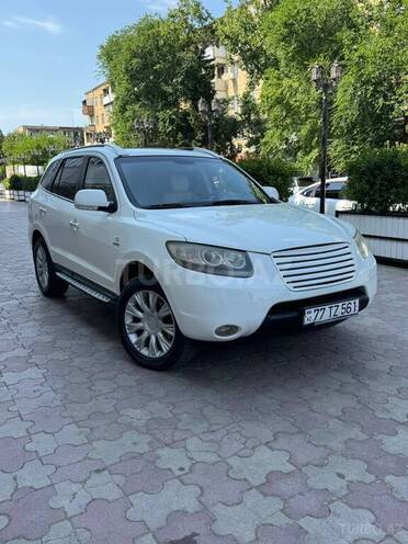 Hyundai Santa Fe-5