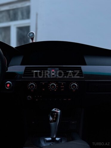 BMW 530-15