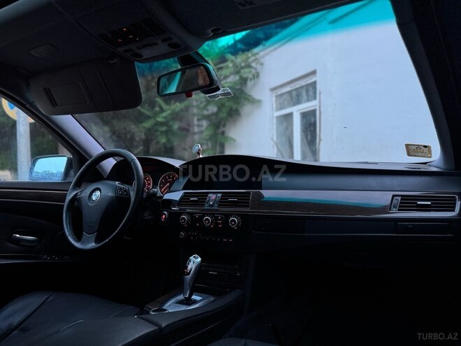 BMW 530-12