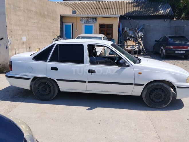 Daewoo Nexia-3