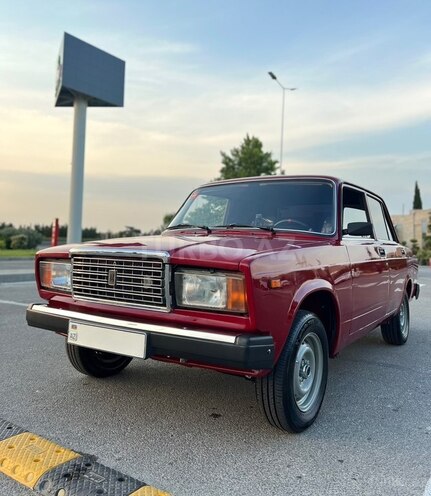 LADA (VAZ) 2107-2