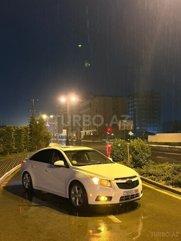 Chevrolet Cruze-18