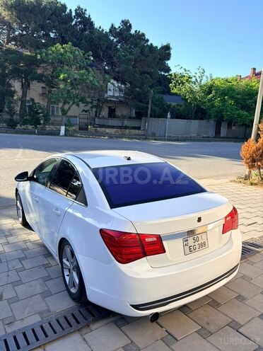 Chevrolet Cruze-10