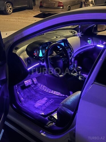 Chevrolet Cruze-6