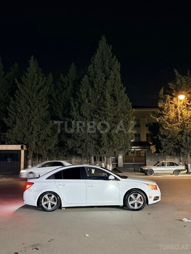 Chevrolet Cruze-14
