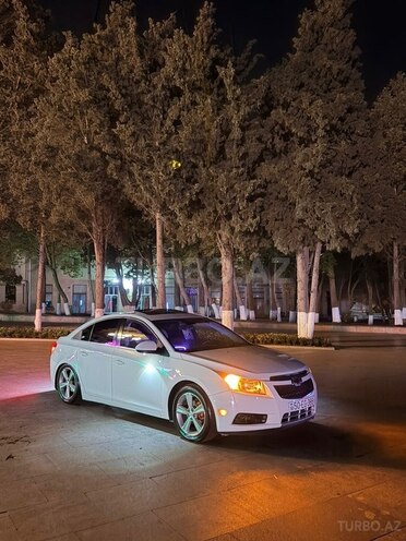 Chevrolet Cruze-13