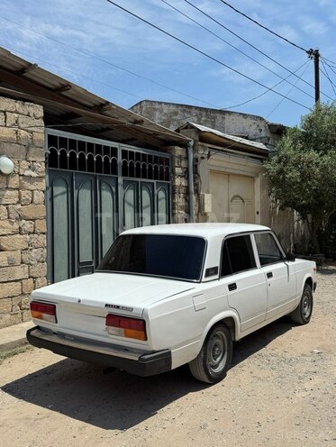 LADA (VAZ) 2107-4