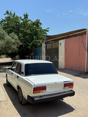LADA (VAZ) 2107-5