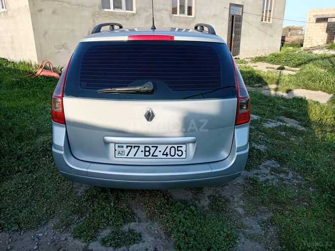 Renault Megane-6