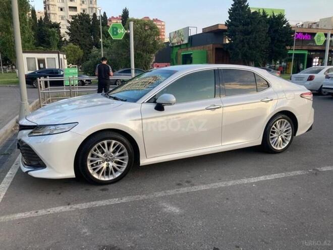 Toyota Camry-3
