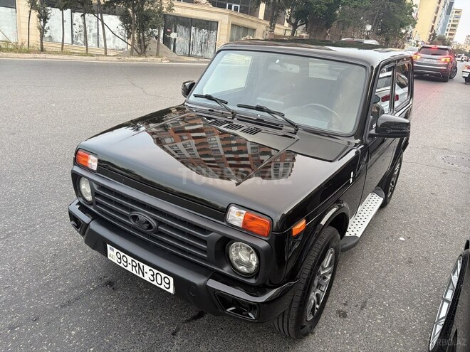 LADA (VAZ) Niva-3