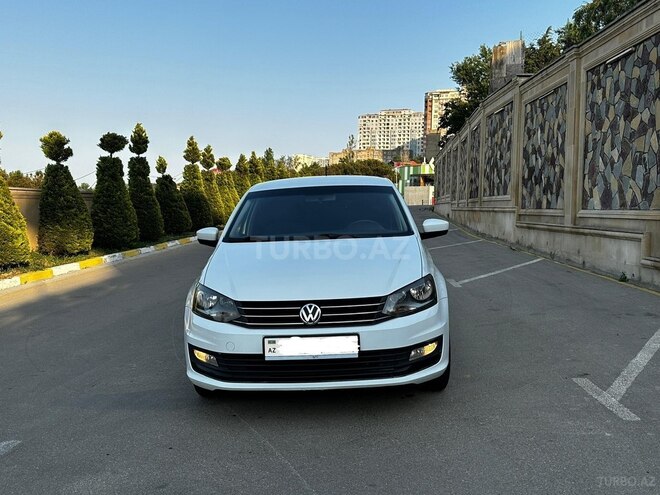 Volkswagen Polo-7