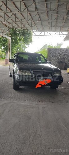 Mercedes C 200-2