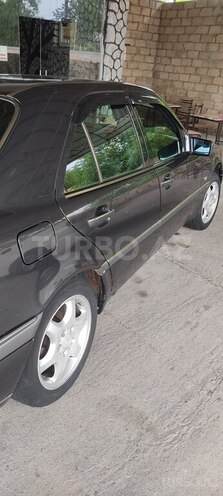 Mercedes C 200-3