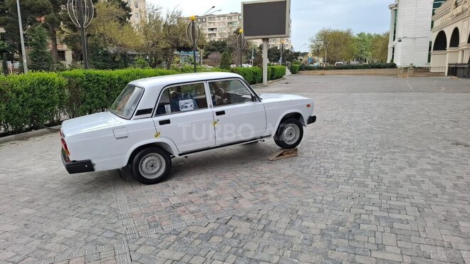 LADA (VAZ) 2107-5