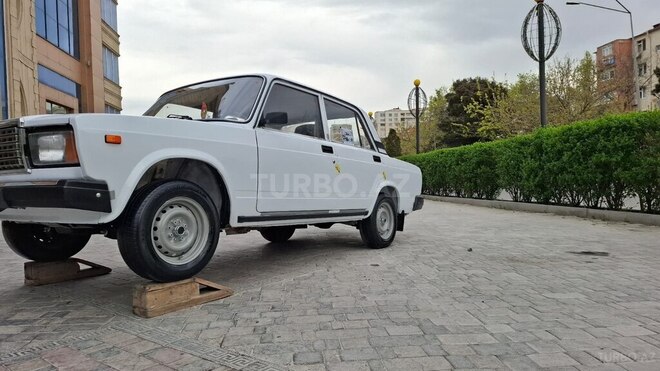 LADA (VAZ) 2107-9