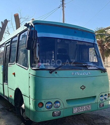 Isuzu Bogdan-1