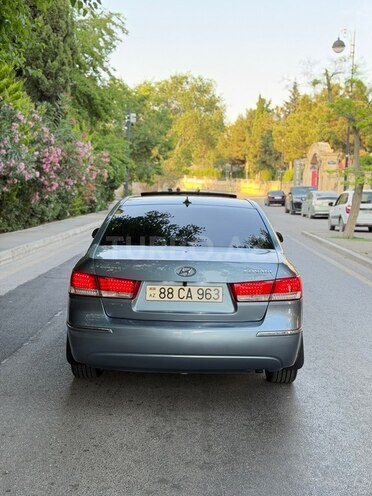 Hyundai Sonata-2