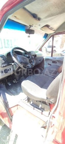 Ford Transit-7