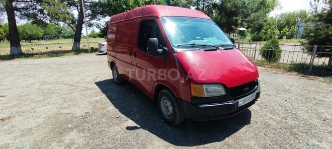 Ford Transit-1