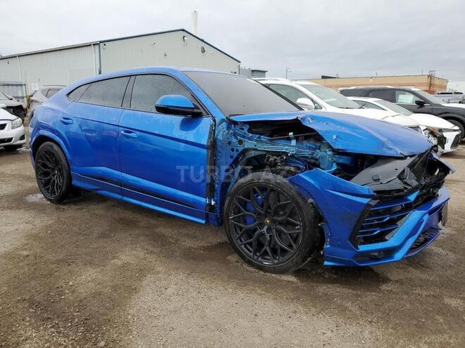 Lamborghini Urus-3