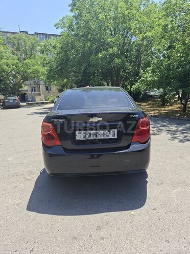 Chevrolet Aveo-3