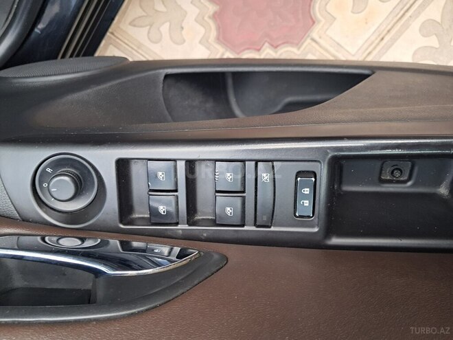 Chevrolet Cruze-15
