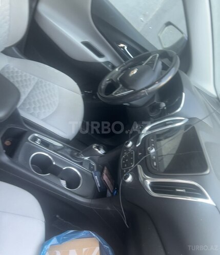 Chevrolet Equinox-3