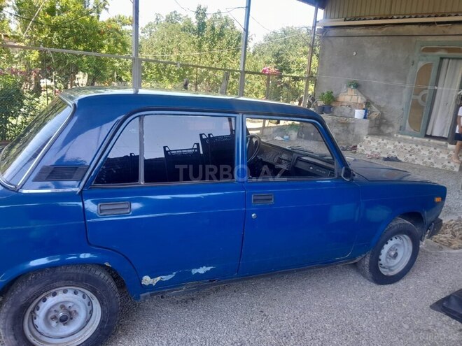 LADA (VAZ) 2107-4