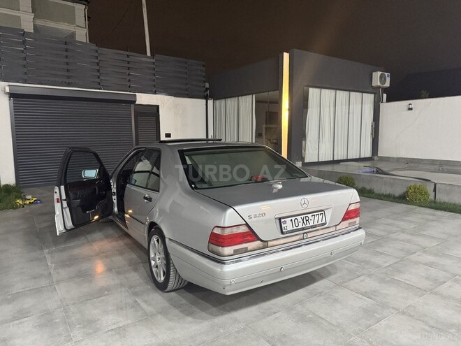 Mercedes S 320-4
