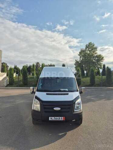 Ford Transit-1