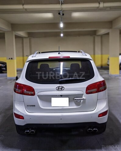 Hyundai Santa Fe-4