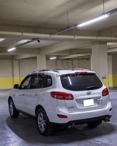 Hyundai Santa Fe-5