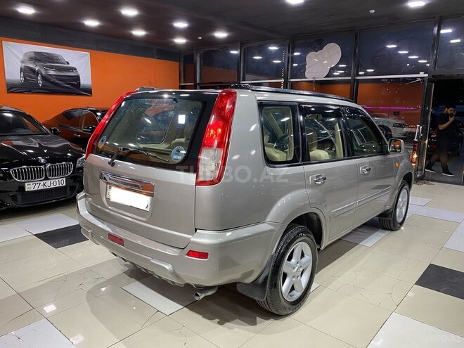 Nissan X-Trail-12