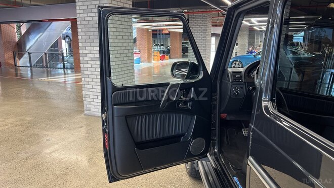 Mercedes G 500-6