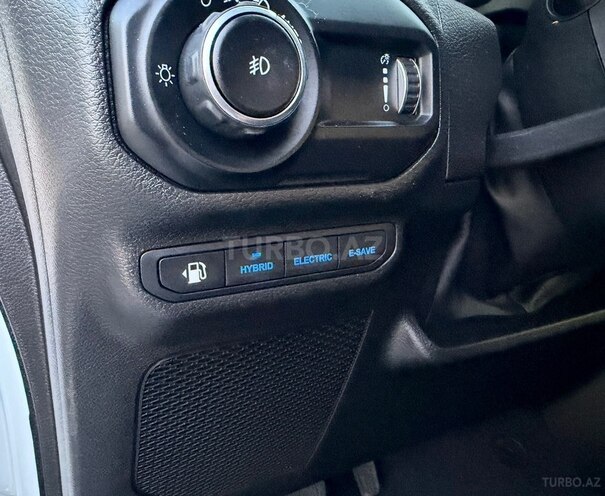 Jeep Wrangler-18