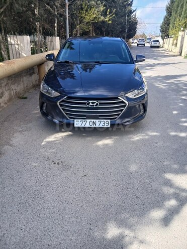 Hyundai Elantra-7