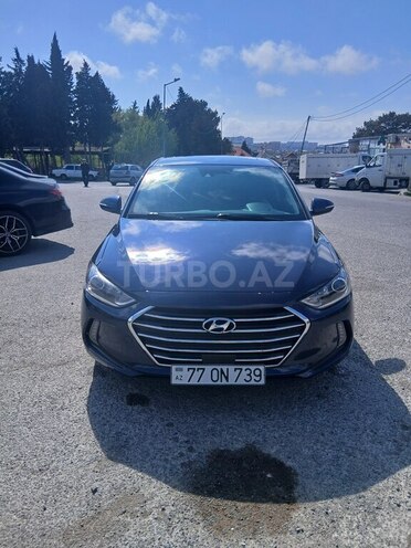 Hyundai Elantra-19