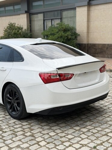 Chevrolet Malibu-14