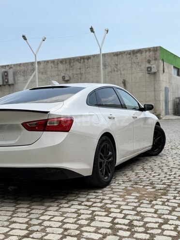 Chevrolet Malibu-21