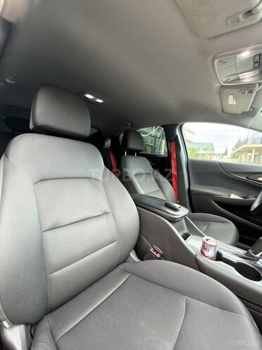Chevrolet Malibu-2