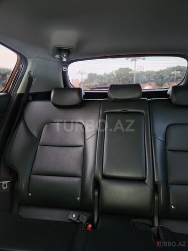 Kia Sportage-5