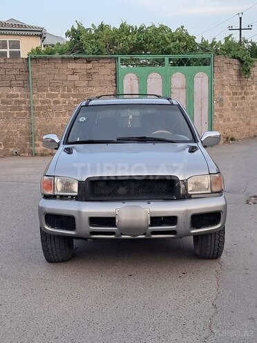 Nissan Pathfinder-13