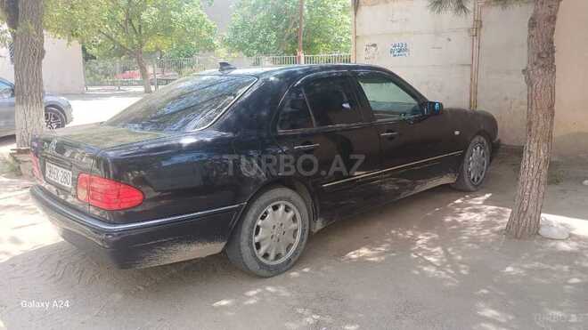 Mercedes E 280-2